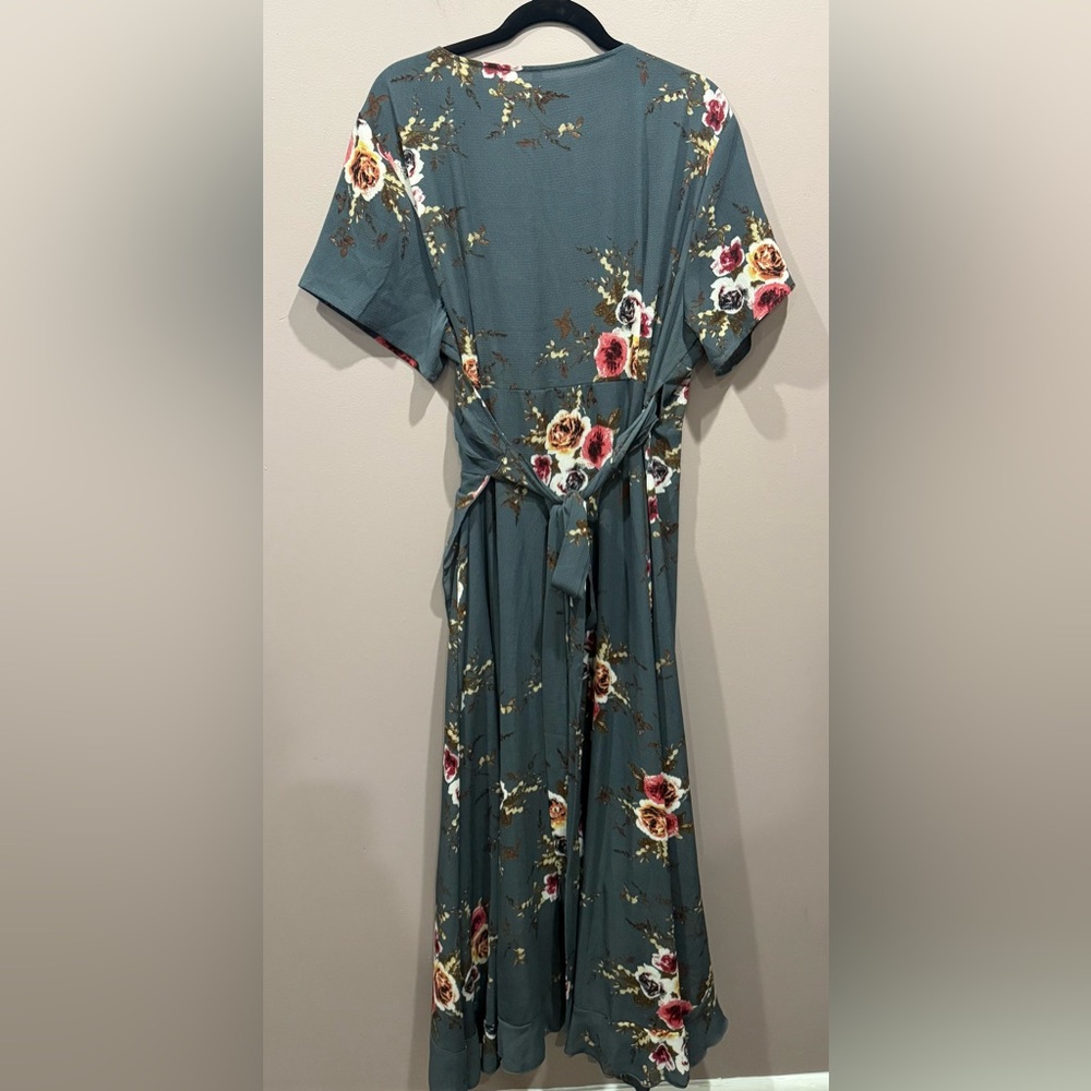 SHEIN Plus 2X Gray Pink Floral‎ Asymmetrical Wrap Dress Cottagecore - Picture 11 of 14